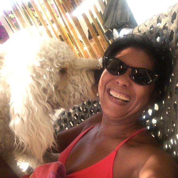 Meet your Posher, Rochelle - Picture 1 of 1